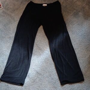 Four piece outfit by Virginia Gray size L